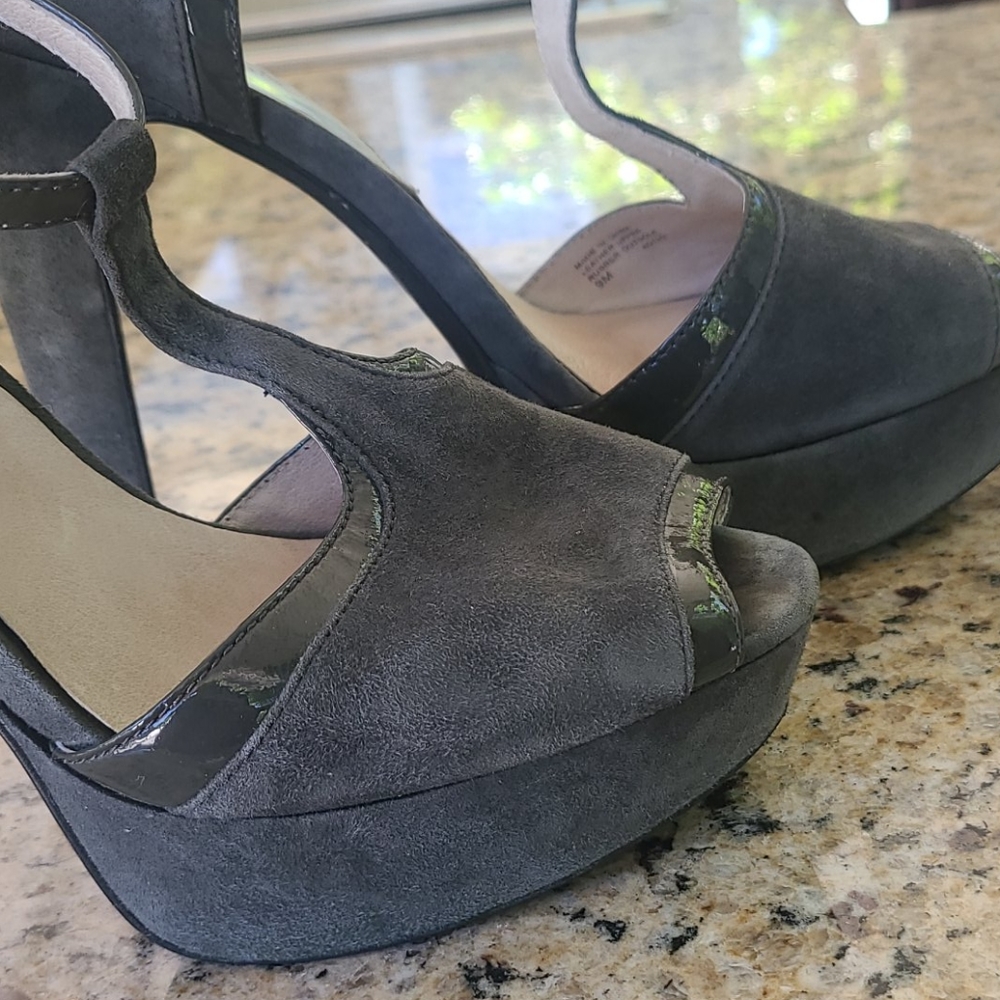 EUC Gorgeous Michael Kors shoes - Picture 12 of 15